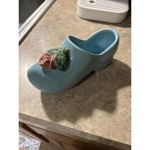 VTG McCoy Pottery Blue Dutch Shoe Planter Pink Rose Floral Accent USA 1940s MCM
